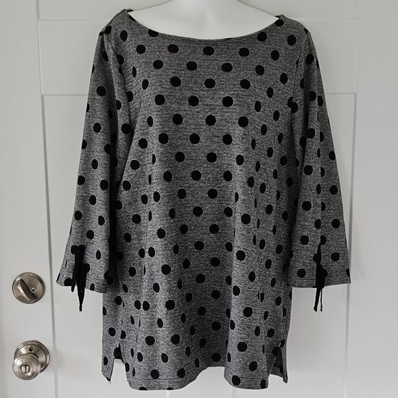 Talbots Tunic, Grey with Polka Dots knit top. Sz M - Picture 1 of 6